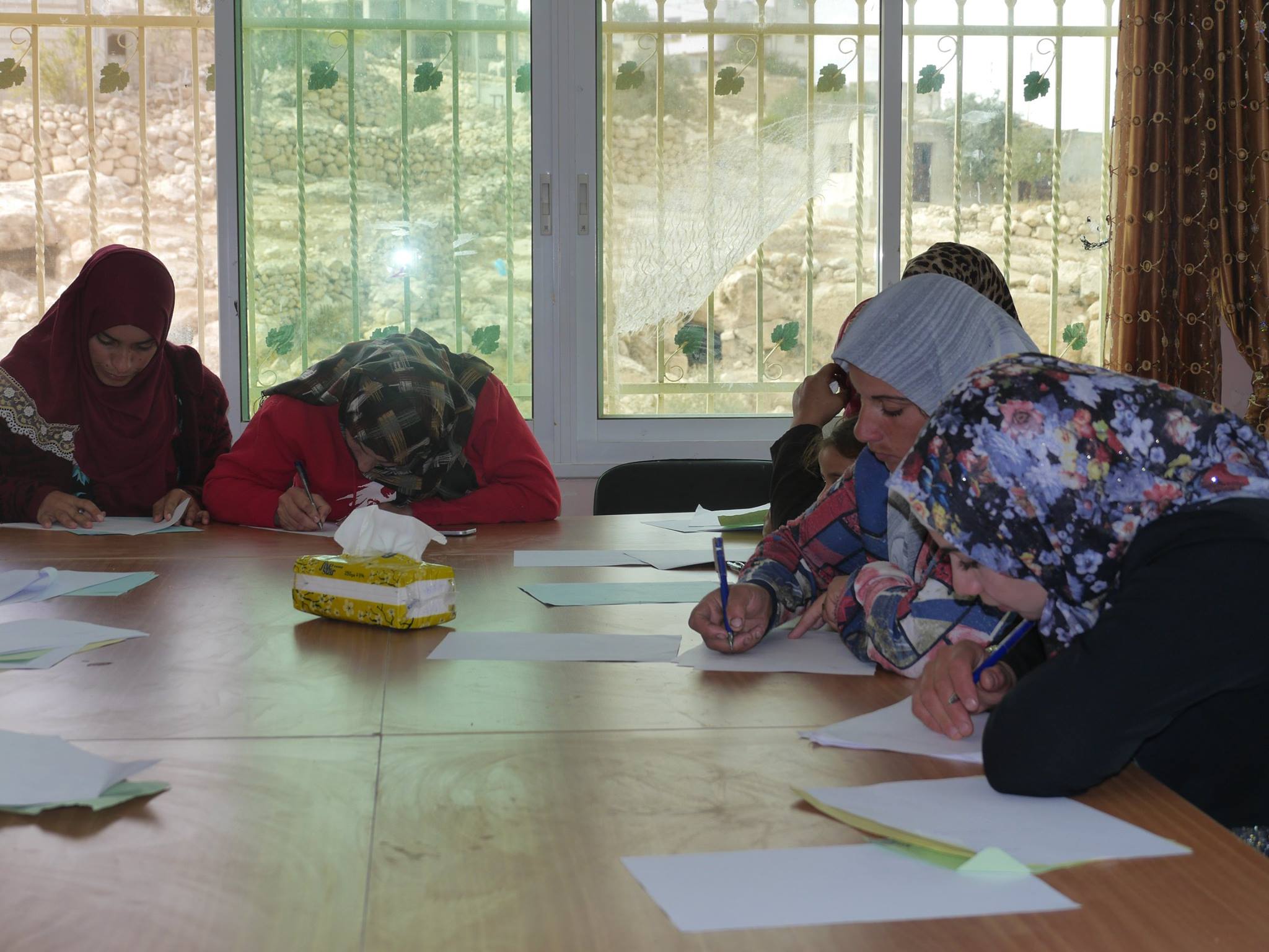  افتتحت مؤسسة ادوار المرحلة الثانية من مراحل مشروع (دعم النساء البدويات والريفيات لانشاء وادارة المشاريع المدرّة للدخل)