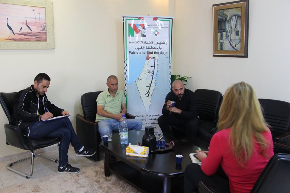  The Executive Secretariat of the Movement for Patriots to End the Split in Hebron held a follow-up meeting with the aim of preparing for a dialogue educational seminar for discussing Palestinian reconciliation and its implications for the Palestinian people