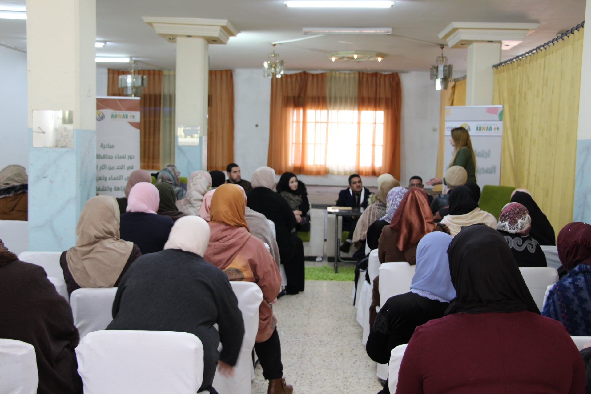  Women and young women in an expanded city meeting in Hebron